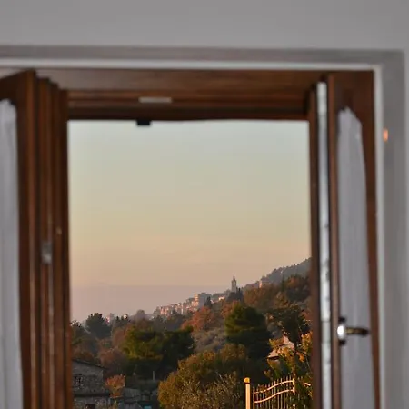 Locazione Turistica Delle Rose Pinhaus 4* Assisi